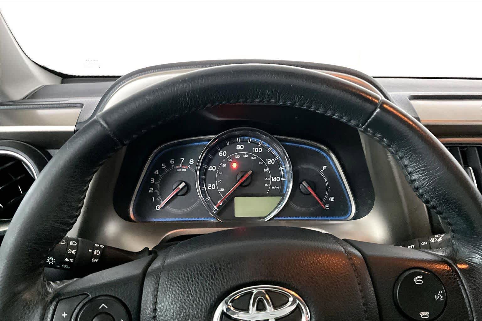 Used 2015 Toyota RAV4 Limited w/ Technology Package AWD/4WD image 26