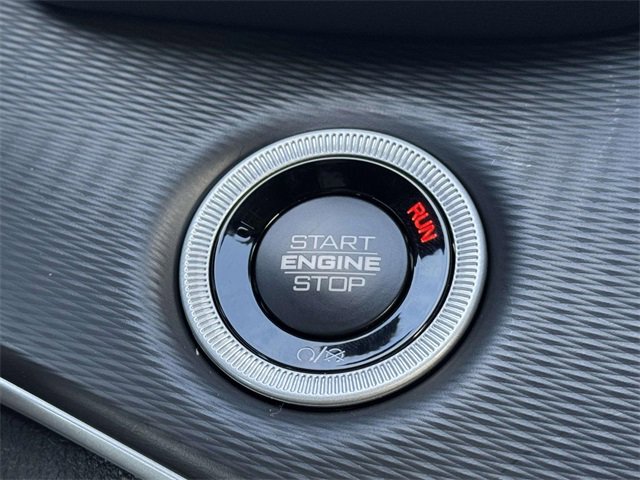 New 2025 Jeep Grand Cherokee L Laredo image 8