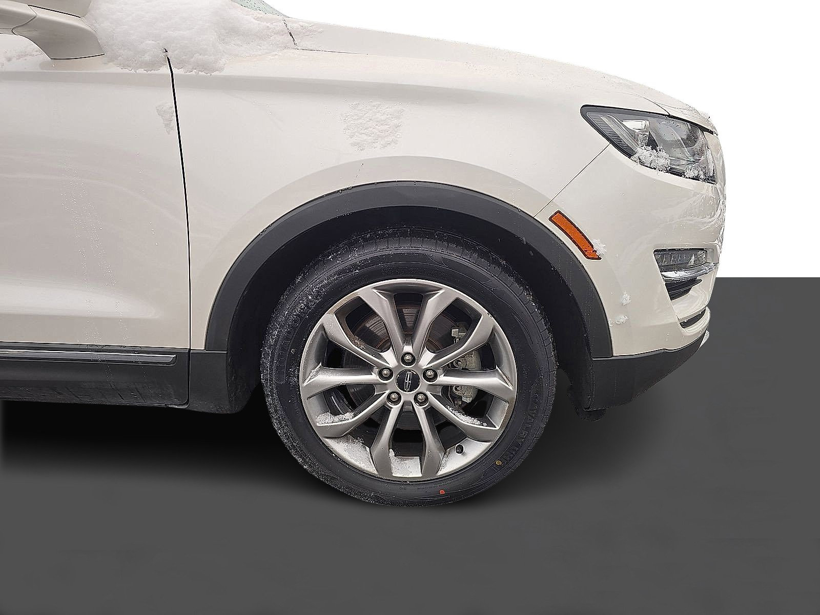 Used 2019 Lincoln MKC Select w/ Select Plus Package image 2