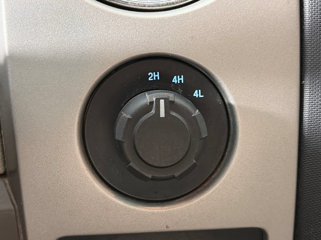 Used 2010 Ford F150 XLT AWD/4WD image 19