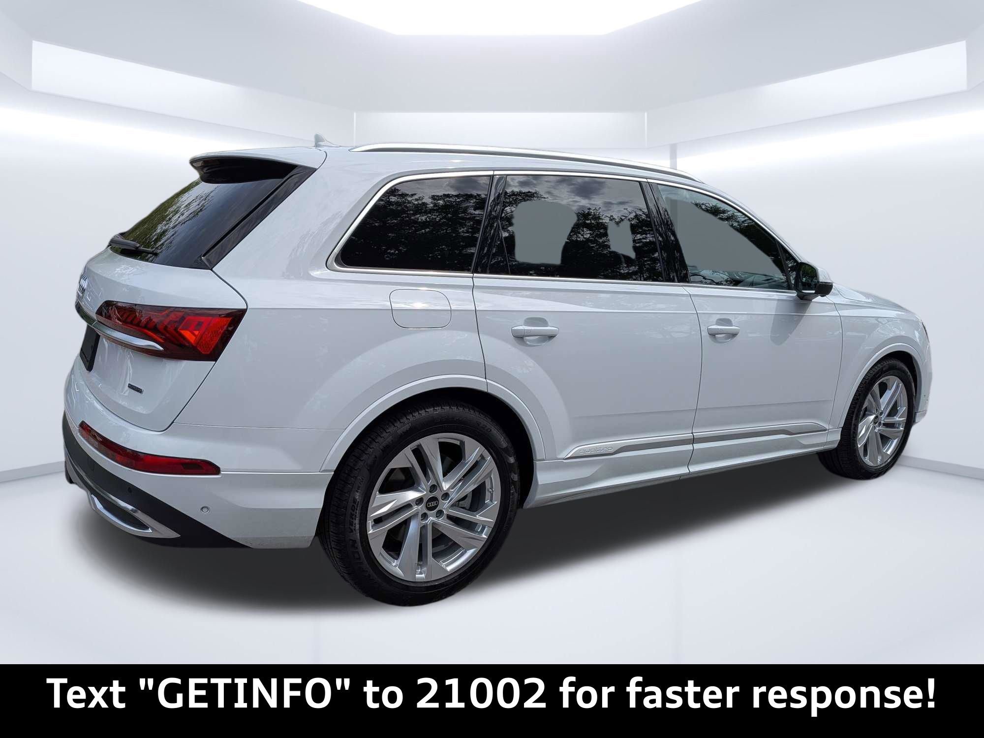 Used 2023 Audi Q7 3.0T Prestige w/ Prestige Package AWD/4WD image 3