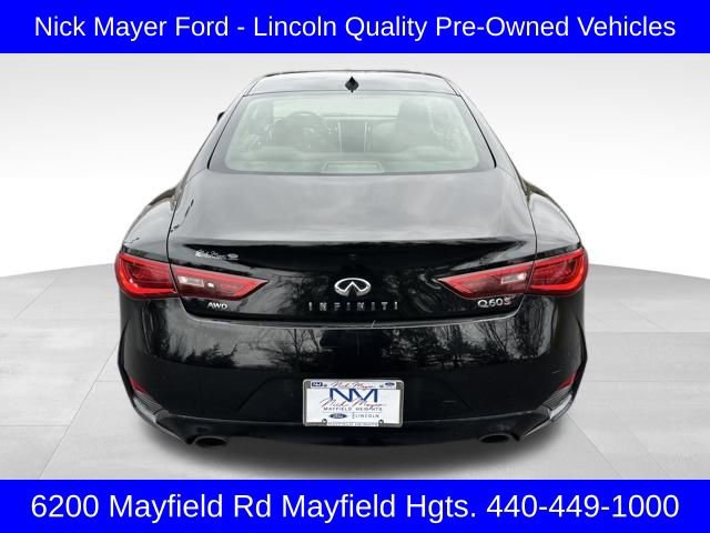 Used 2017 INFINITI Q60 Red Sport 400 image 6