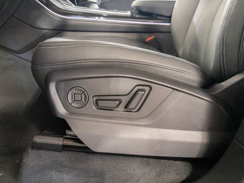 New 2026 Audi Q8 Premium Plus image 22