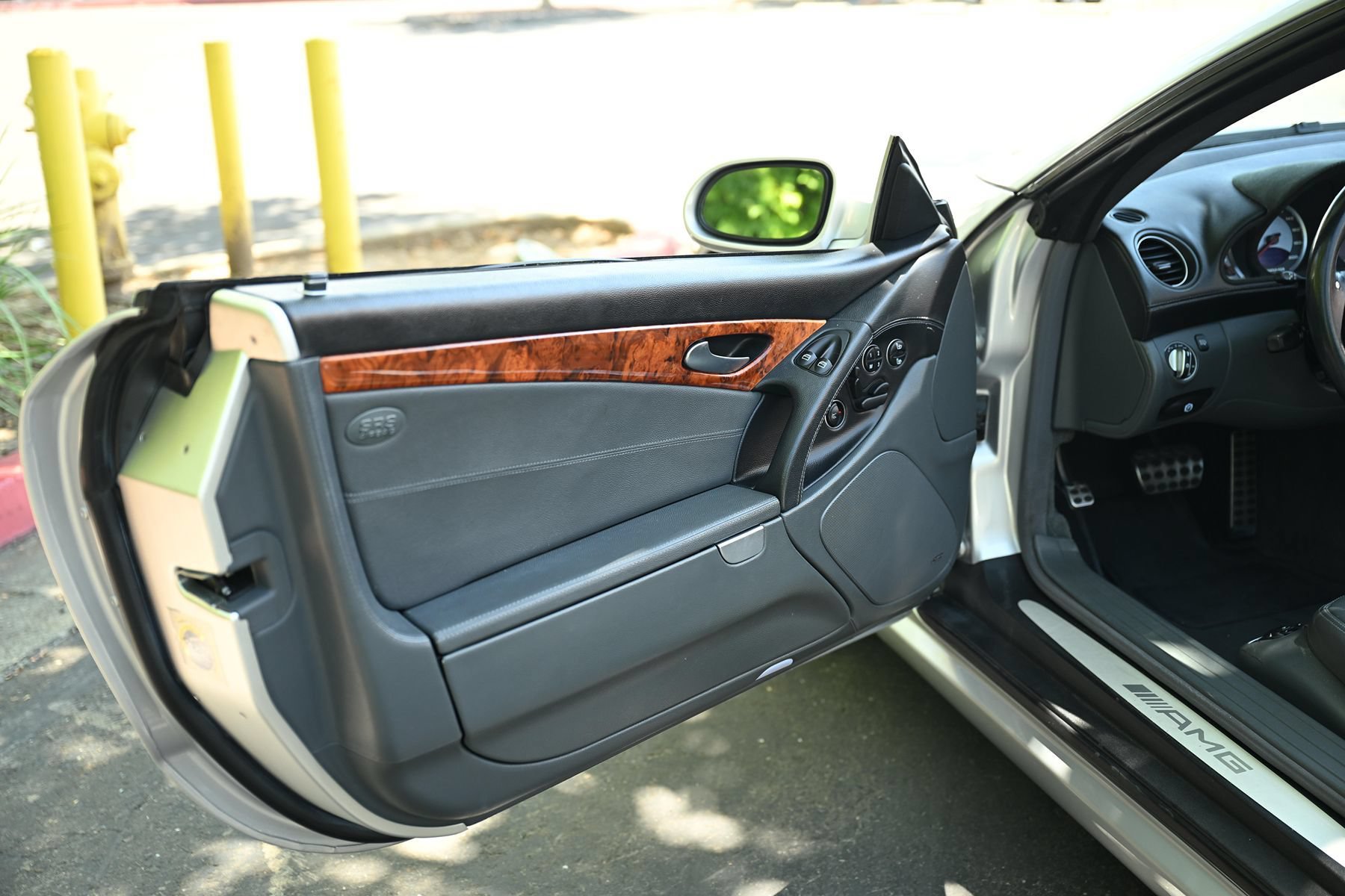 Used 2003 Mercedes-Benz SL 55 AMG image 18