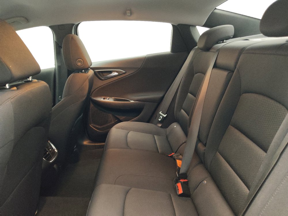 Used 2025 Chevrolet Malibu LT FWD image 18
