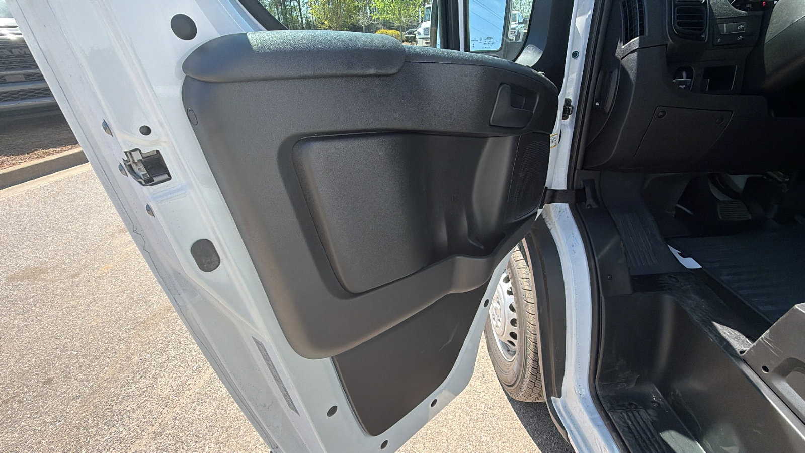 New 2026 RAM ProMaster 1500 w/ Convenience Group FWD image 15