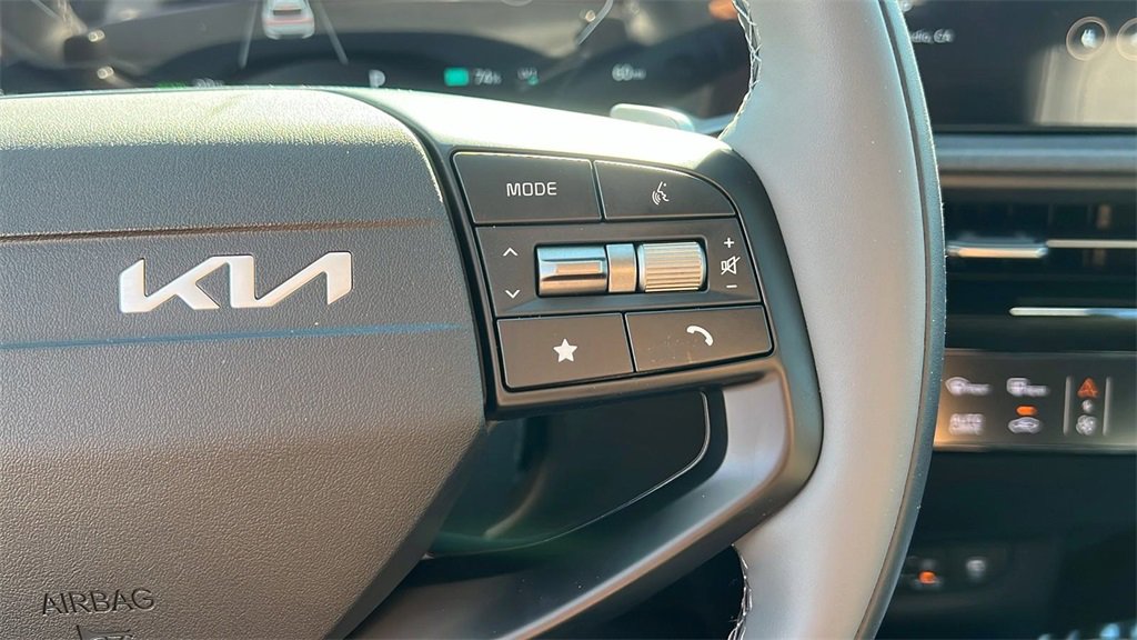 New 2025 Kia EV6 Light image 17