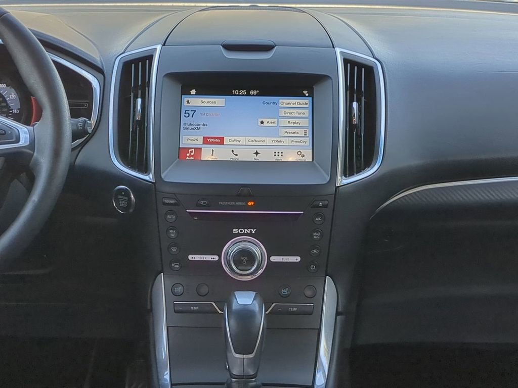 Used 2018 Ford Edge Sport w/ Equipment Group 401A AWD/4WD image 18