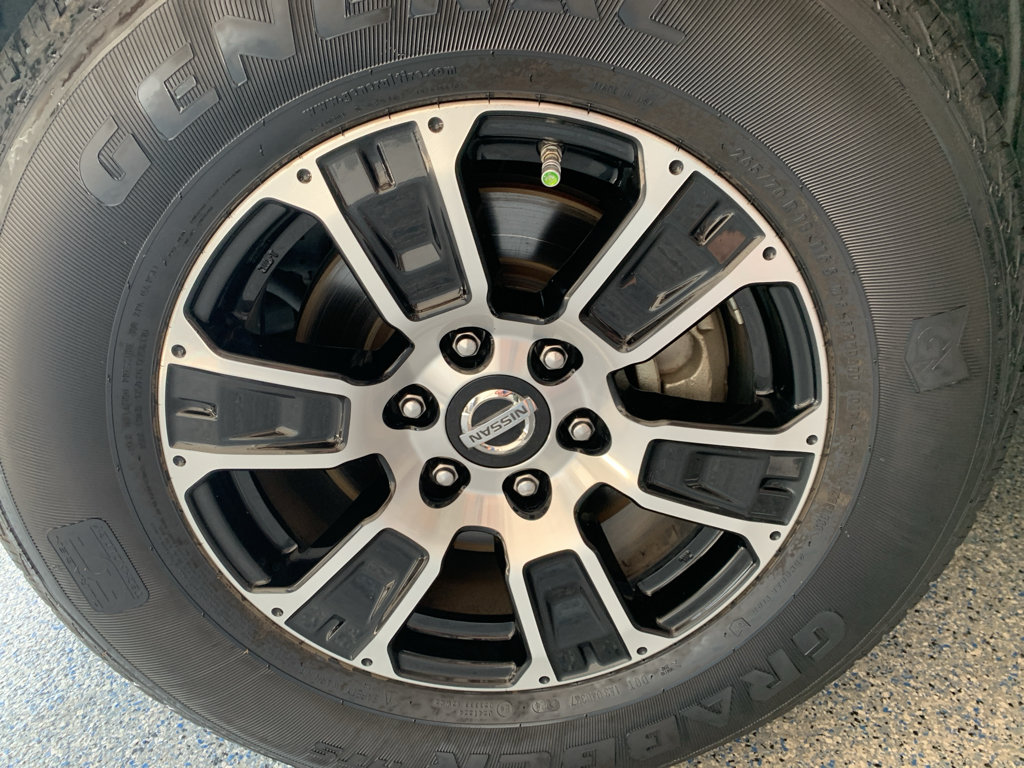 Used 2022 Nissan Titan SV RWD image 29