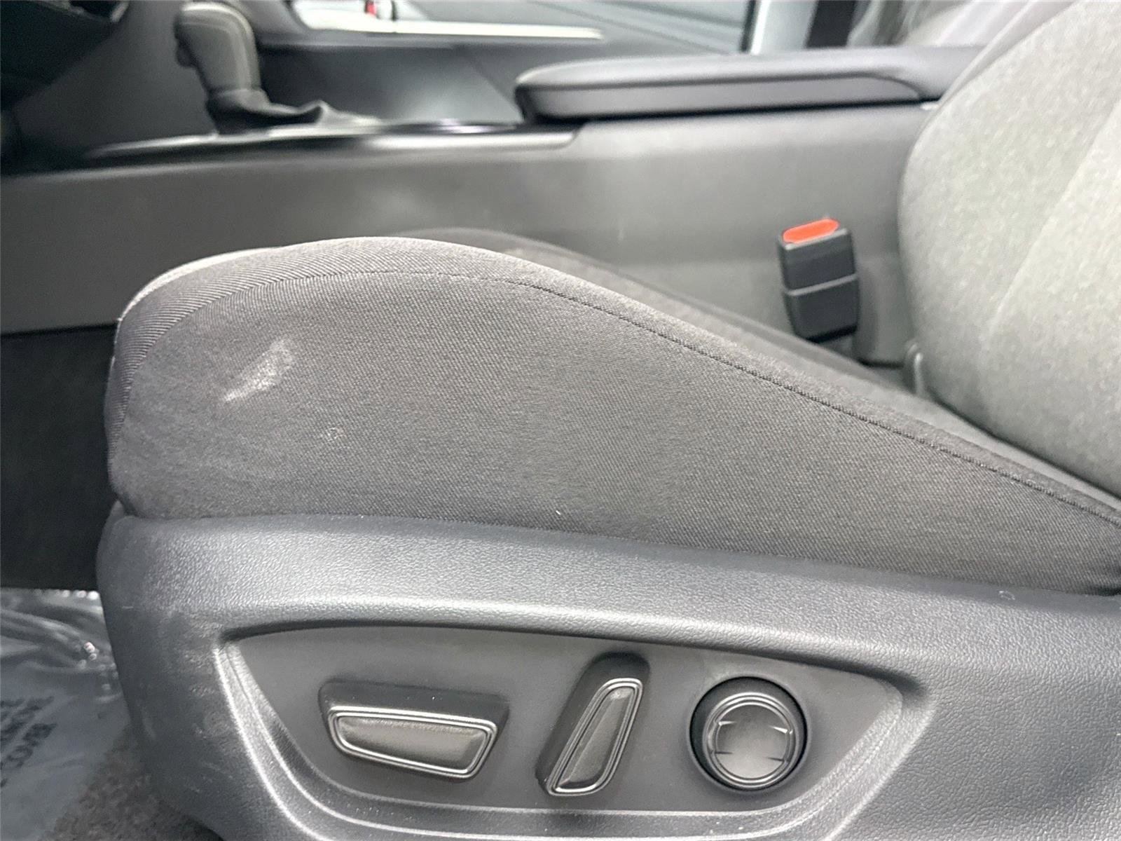 Certified 2025 Toyota Camry LE image 30