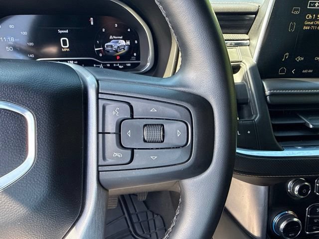 Used 2023 GMC Yukon SLT AWD/4WD image 24