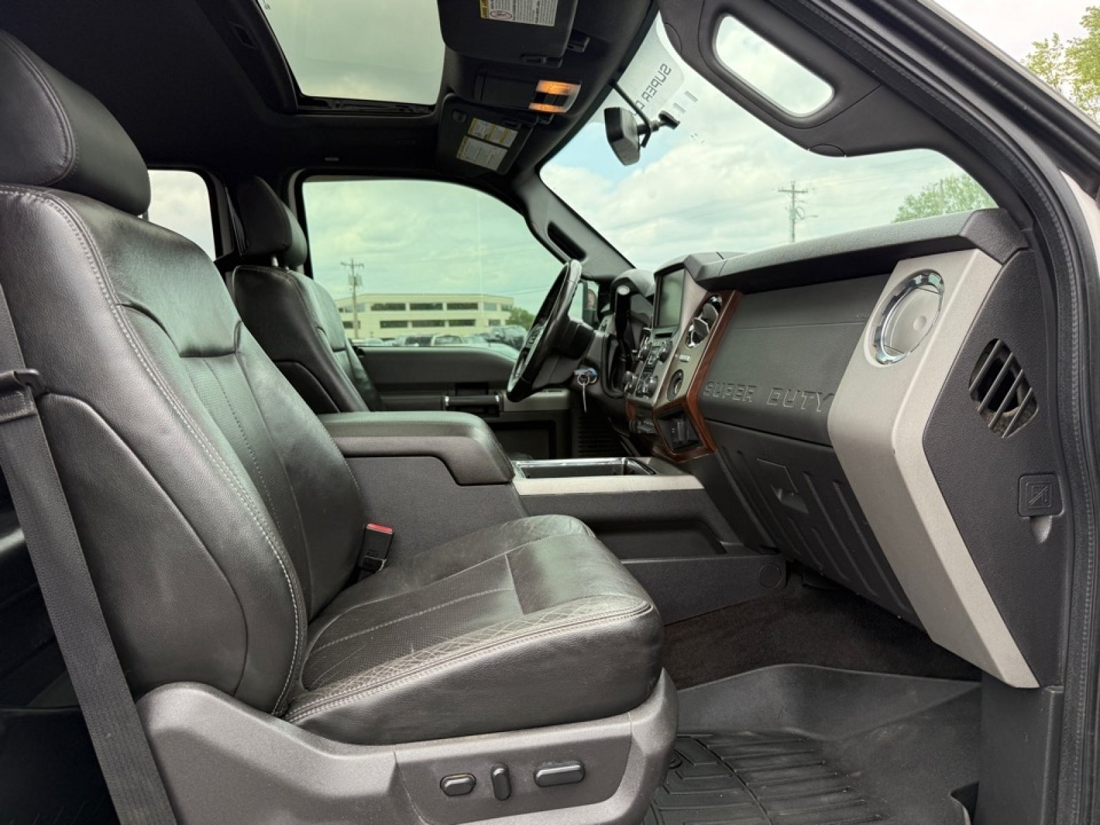 Used 2013 Ford F250 Lariat w/ Lariat Ultimate Pkg AWD/4WD image 26