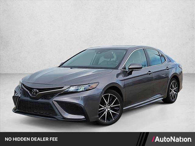 Used 2023 Toyota Camry SE FWD image 1