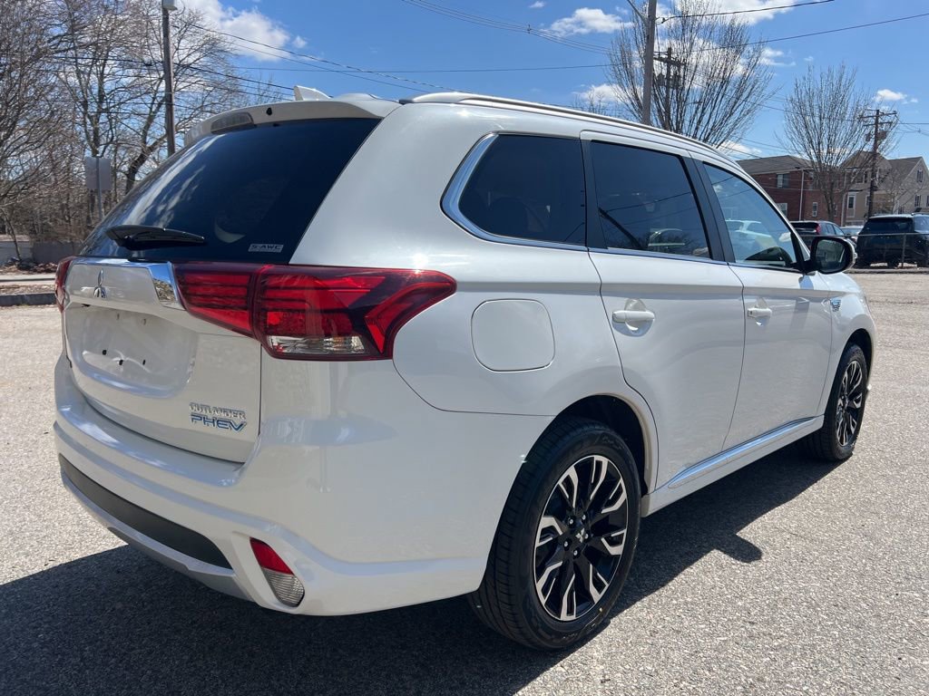 Used 2018 Mitsubishi Outlander SEL AWD/4WD image 5