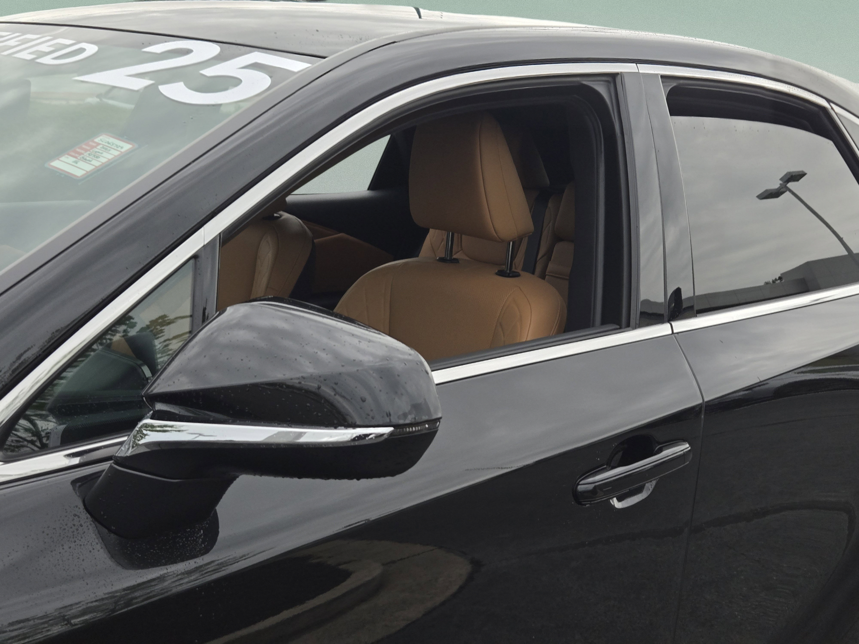 Certified 2025 Lexus RX 350 FWD w/ Technology Package image 10