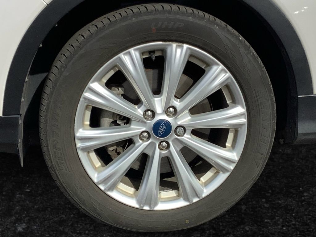 Used 2019 Ford Escape SEL image 26