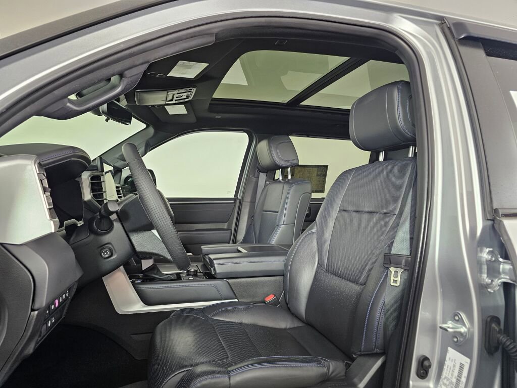 Used 2024 Toyota Tundra Platinum AWD/4WD image 22