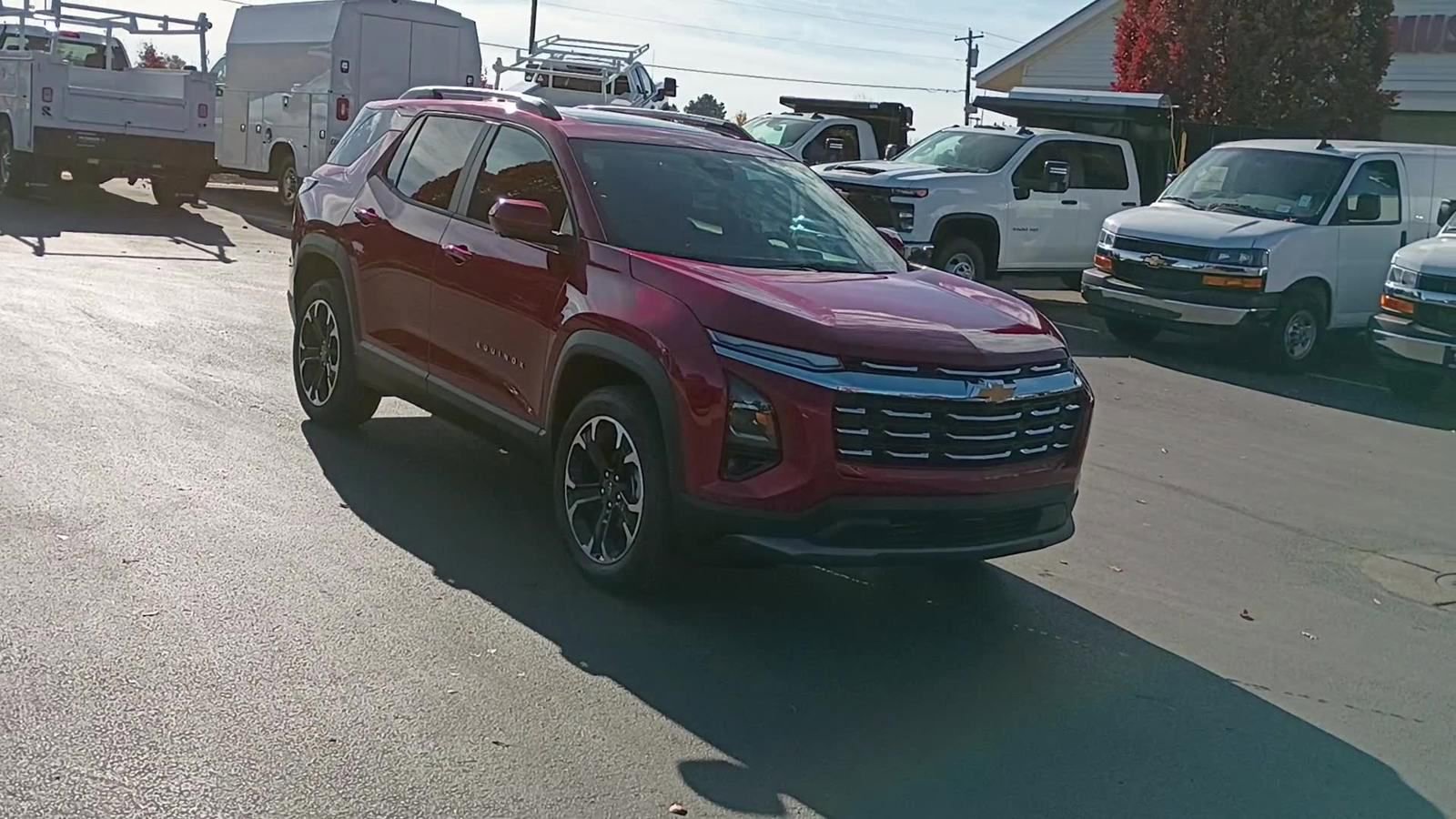 New 2026 Chevrolet Equinox LT image 3