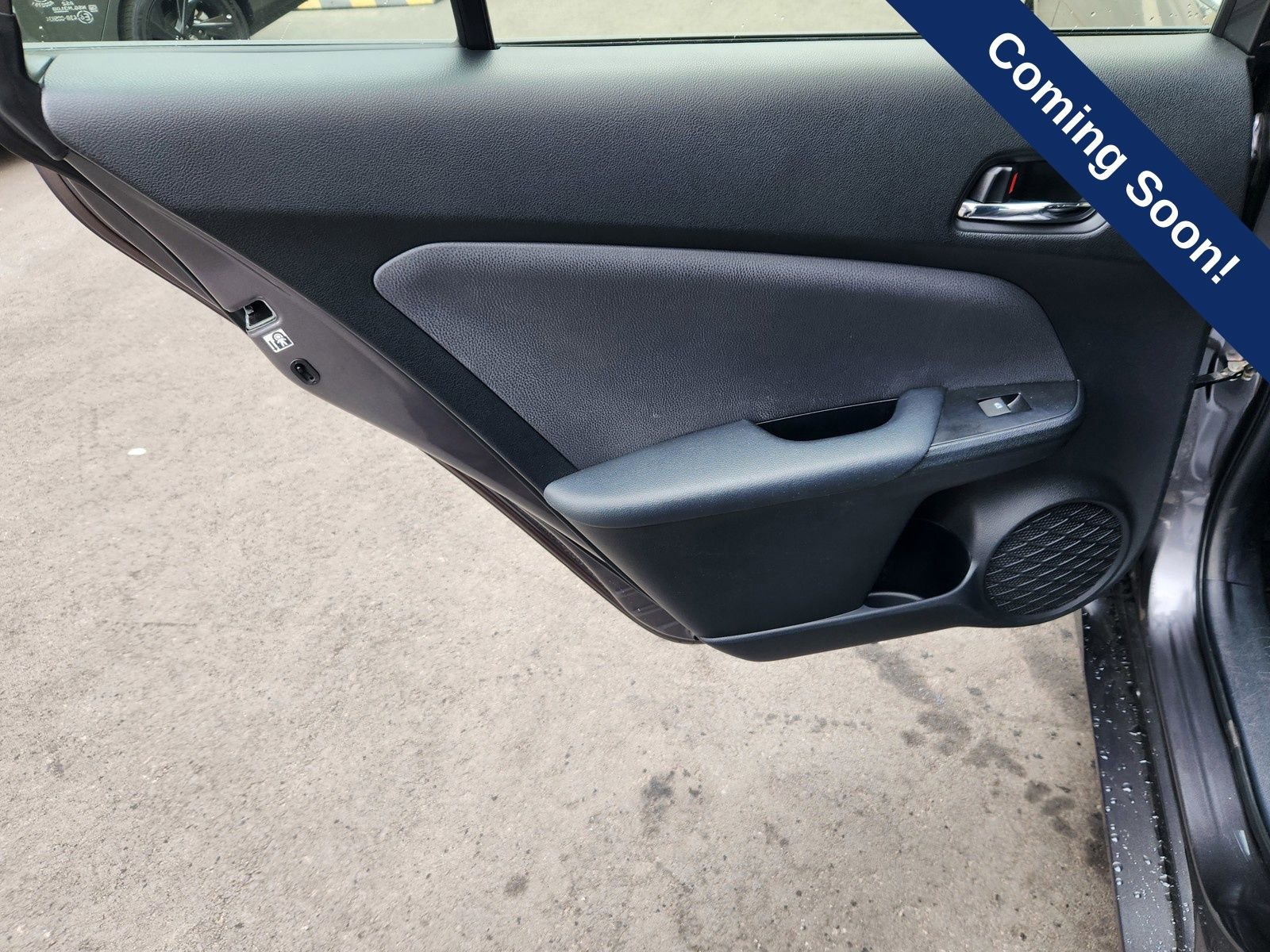 Used 2016 Toyota Prius Three image 18