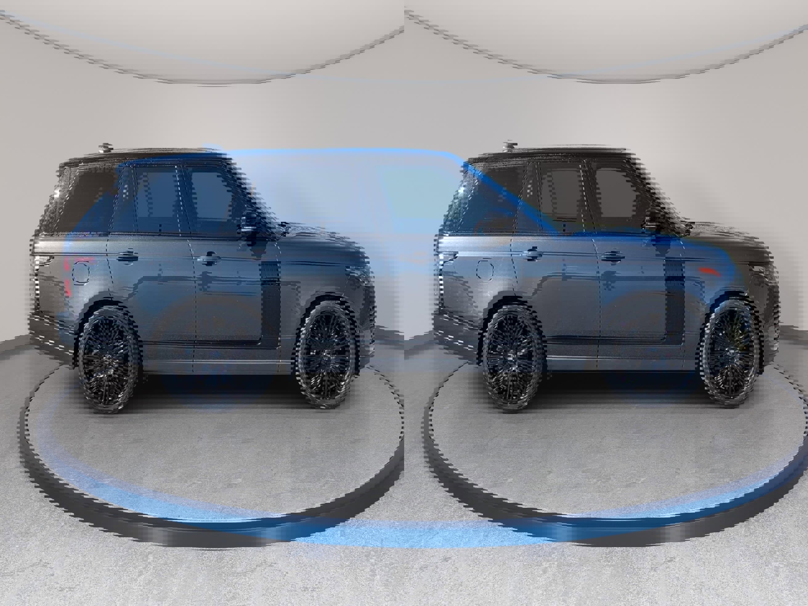 Used 2019 Land Rover Range Rover Supercharged image 4