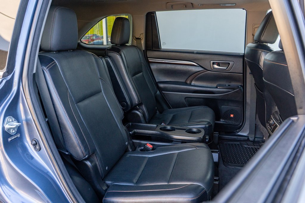 Used 2014 Toyota Highlander Limited image 15