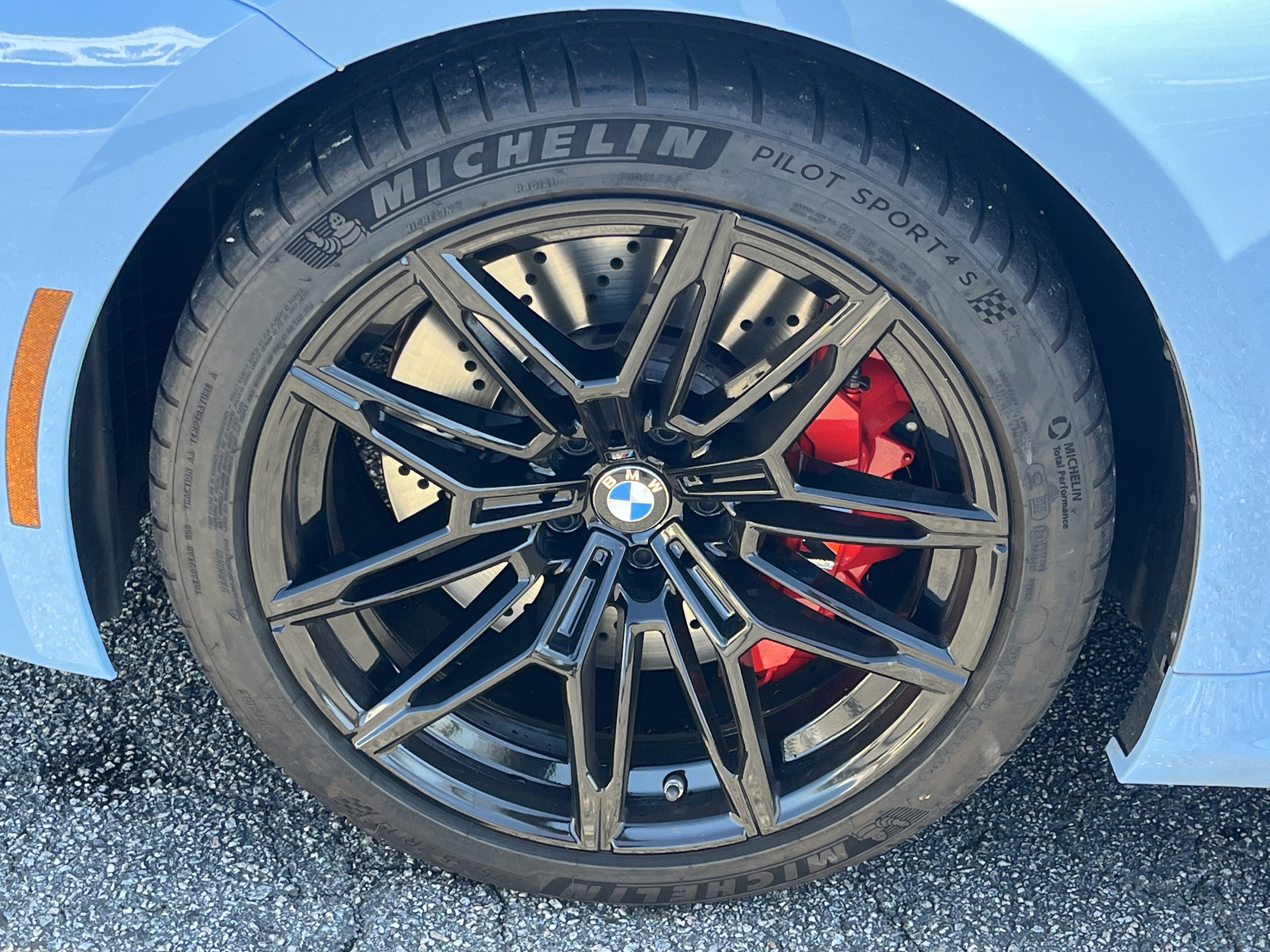 Used 2025 BMW M2 w/ Lighting Package image 32