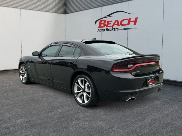Used 2015 Dodge Charger R/T w/ Plus Group RWD image 11