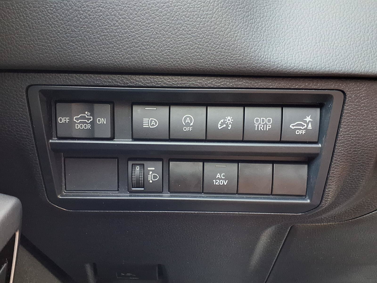 Used 2024 Toyota Tundra Limited w/ Power Package AWD/4WD image 20