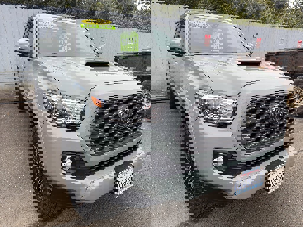 Used 2022 Toyota Tacoma TRD Sport image 7