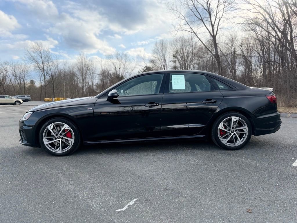 Used 2023 Audi A4 2.0T Premium Plus w/ Premium Plus Package image 3
