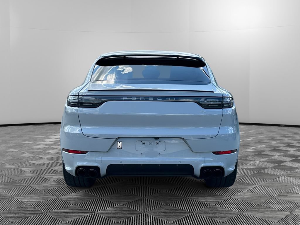 Used 2023 Porsche Cayenne S AWD/4WD image 5