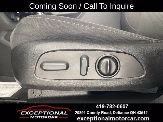 Used 2023 Chevrolet Traverse LT FWD image 35