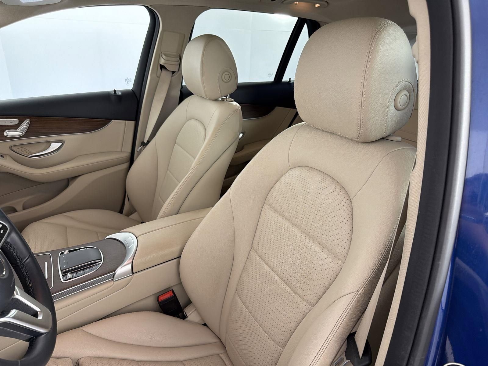 Used 2022 Mercedes-Benz GLC 300 image 24