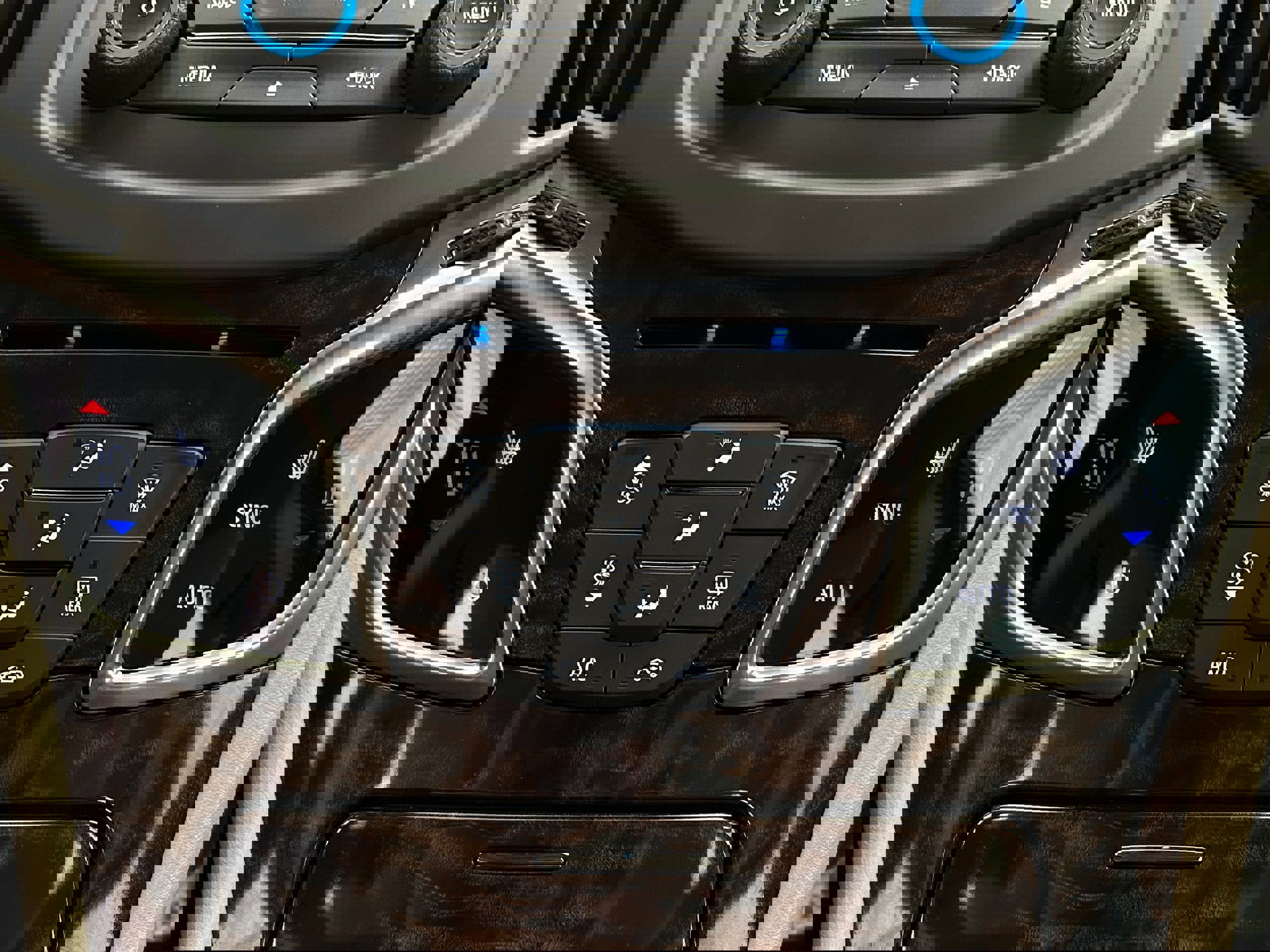 Used 2016 Buick LaCrosse Leather w/ Experience Buick Package image 9