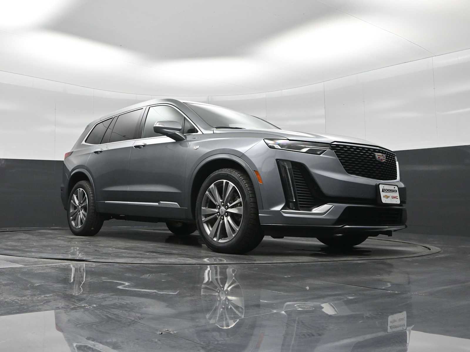 Used 2022 Cadillac XT6 Premium Luxury image 18