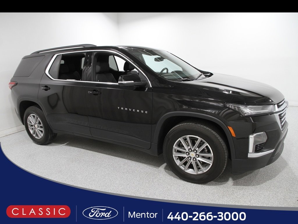 Used 2023 Chevrolet Traverse LT
