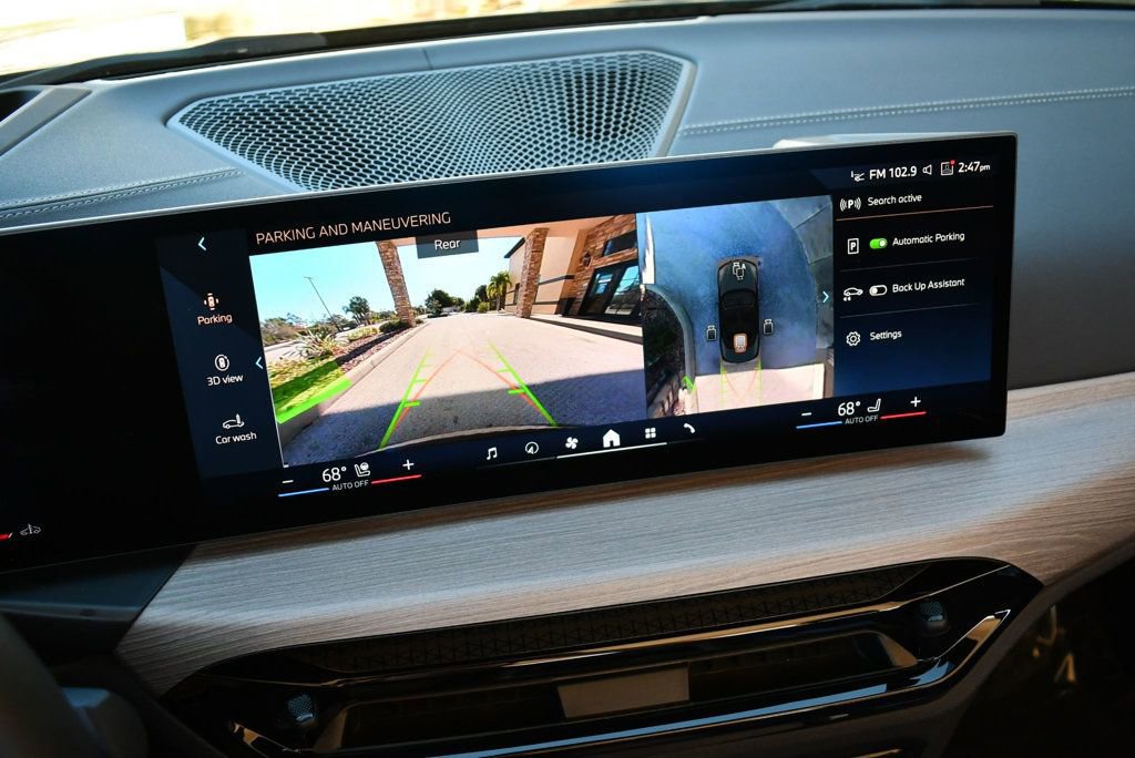 Used 2025 BMW 430i Convertible w/ M Sport Package image 66