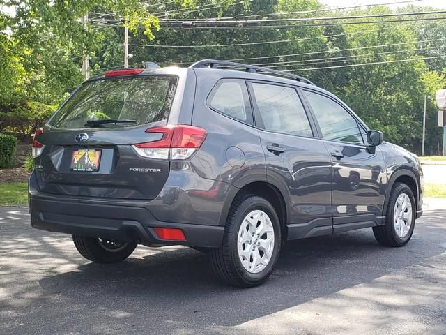 Used 2023 Subaru Forester AWD/4WD image 3