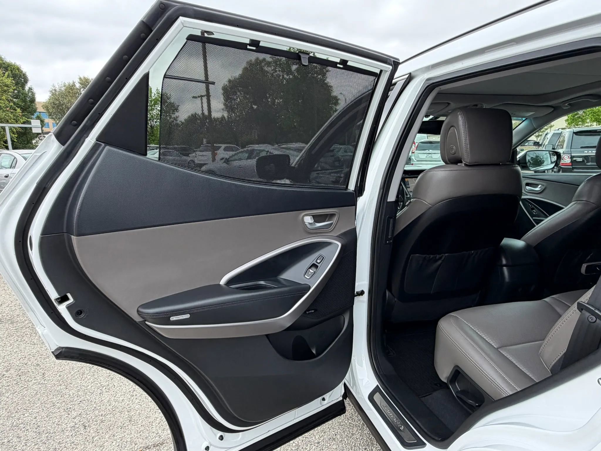 Used 2015 Hyundai Santa Fe Sport 2.0T w/ Option Group 05 FWD image 20