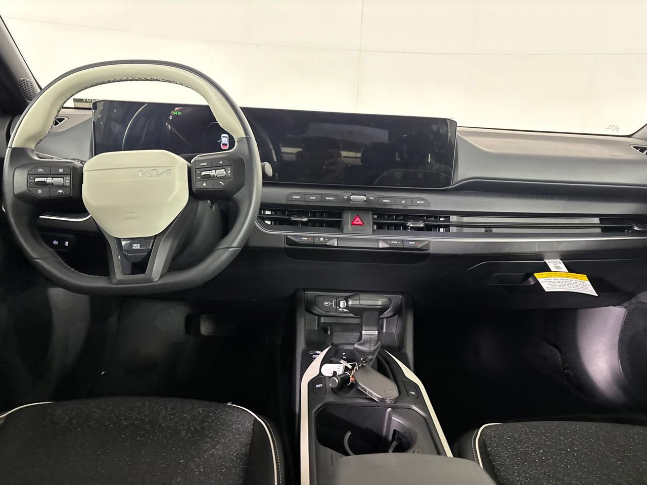 Used 2025 Kia K4 GT-Line FWD image 24