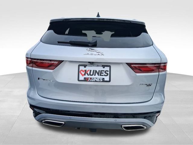 Used 2023 Jaguar F-PACE R-Dynamic S AWD/4WD image 7
