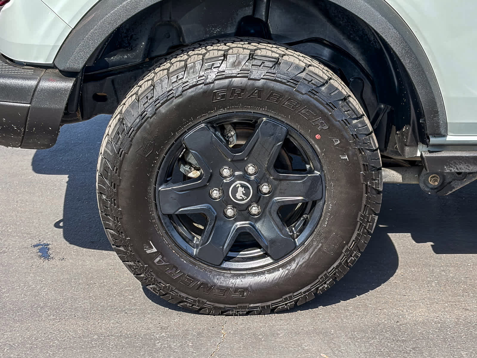 Used 2021 Ford Bronco Black Diamond image 10
