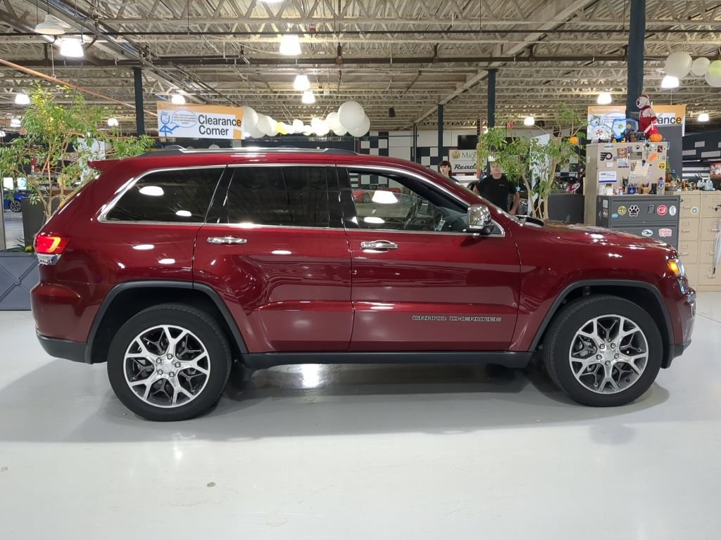 Used 2020 Jeep Grand Cherokee Limited w/ Premium Lighting Group AWD/4WD image 7