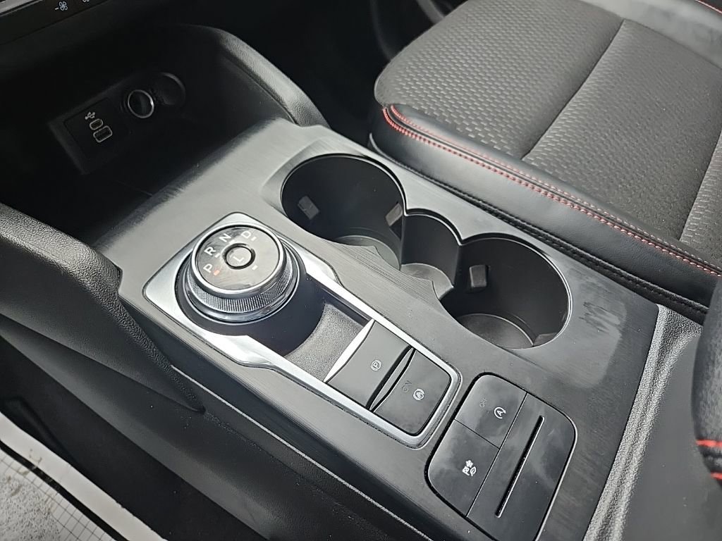 Used 2025 Ford Escape ST-Line image 54