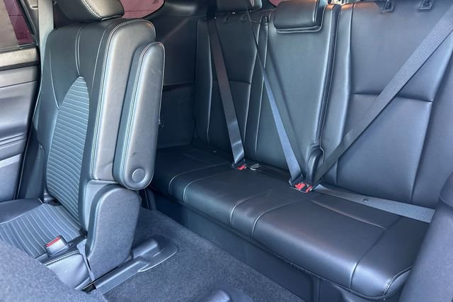 Used 2023 Toyota Highlander XSE AWD/4WD image 17