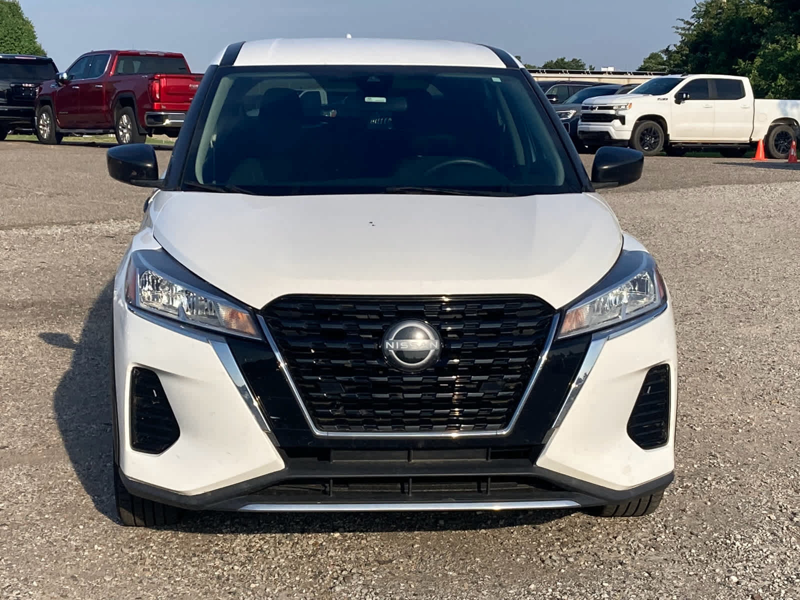 Used 2022 Nissan Kicks S FWD image 10