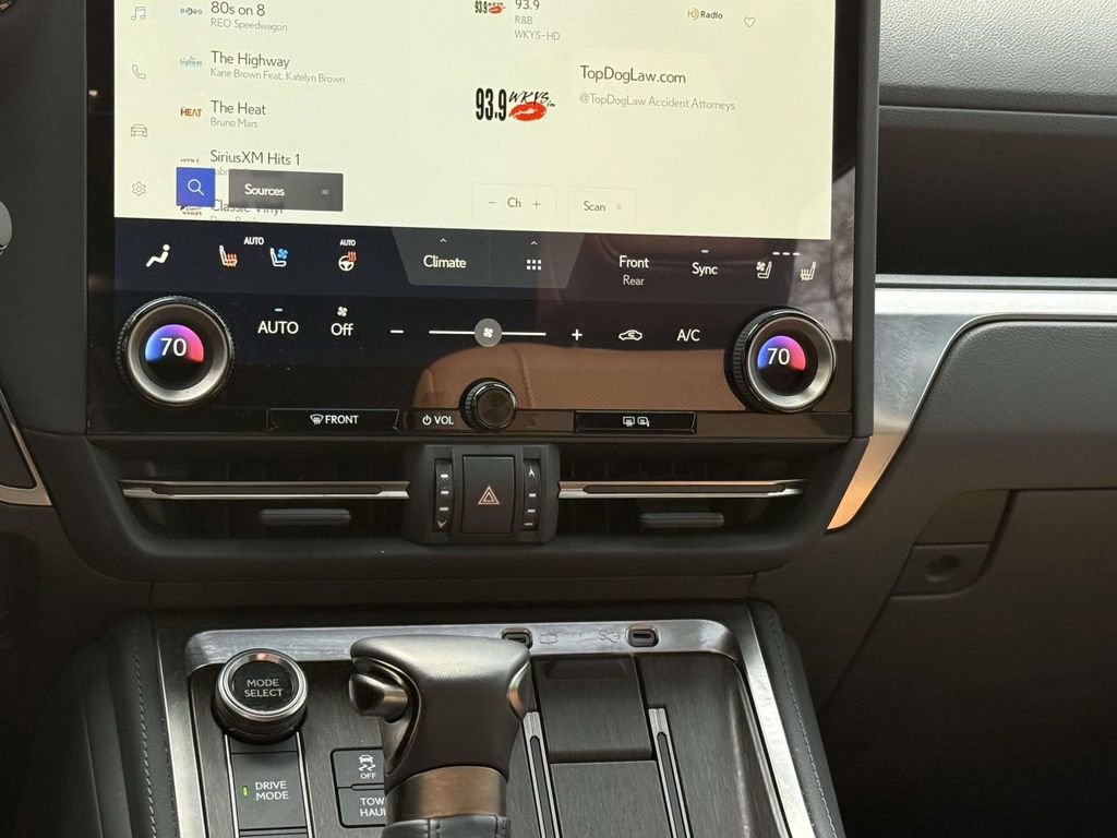 Used 2025 Lexus GX 550 Premium+ w/ Accessory Package (2T) image 18