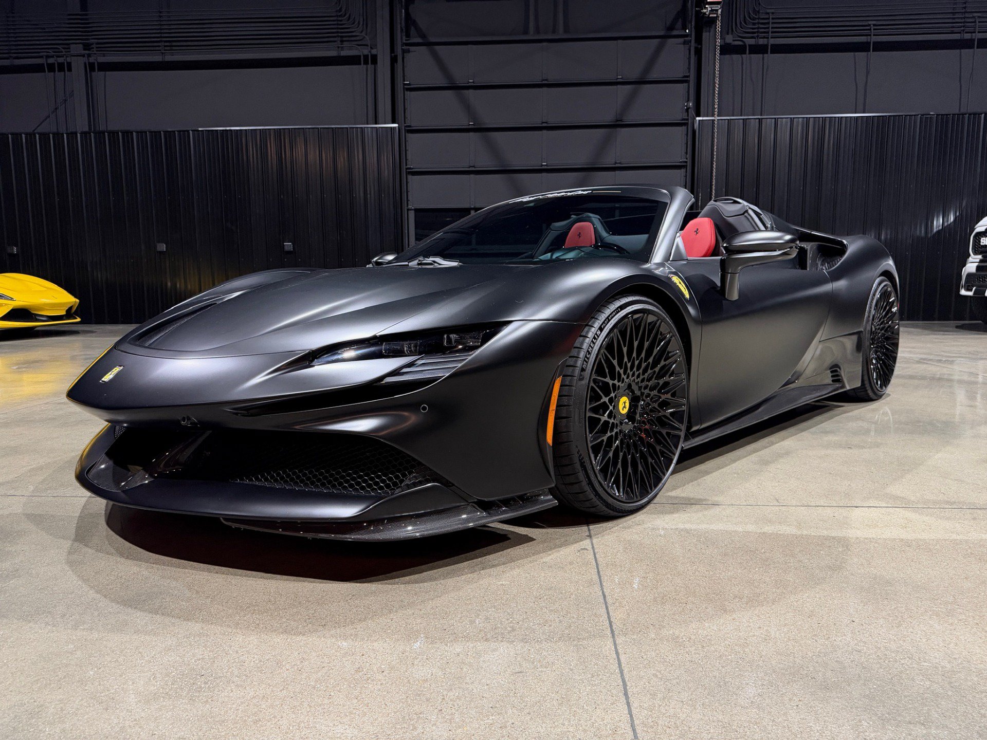 Used 2025 Ferrari SF90 Spider AWD/4WD image 3