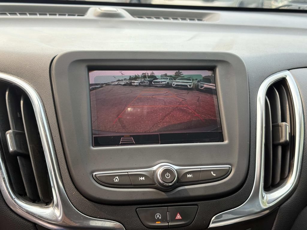 Used 2024 Chevrolet Equinox LT FWD image 19