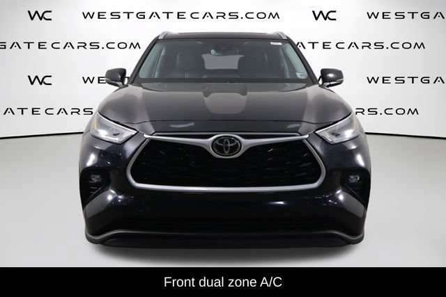 Used 2022 Toyota Highlander XLE FWD video 2